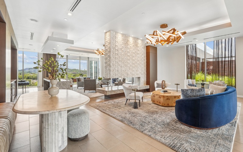 Vertis Green Hills Resident Lounge