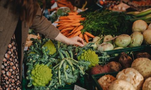 Fresh Finds at Local Farmers' Markets Cover Image