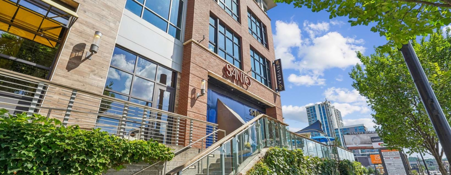 Vertis Green Hills Exterior
