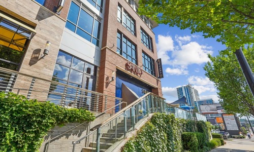 Vertis Exterior